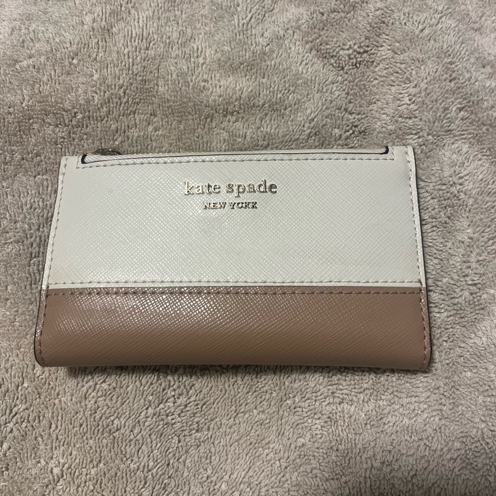 kate spade New York Two-Tone White and Brown Wallet